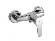 SHOWER MIXER WITH FLOW RESTRICTOR