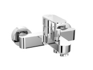 BATH-SHOWER MIXER WITH FLOW RESTRICTOR